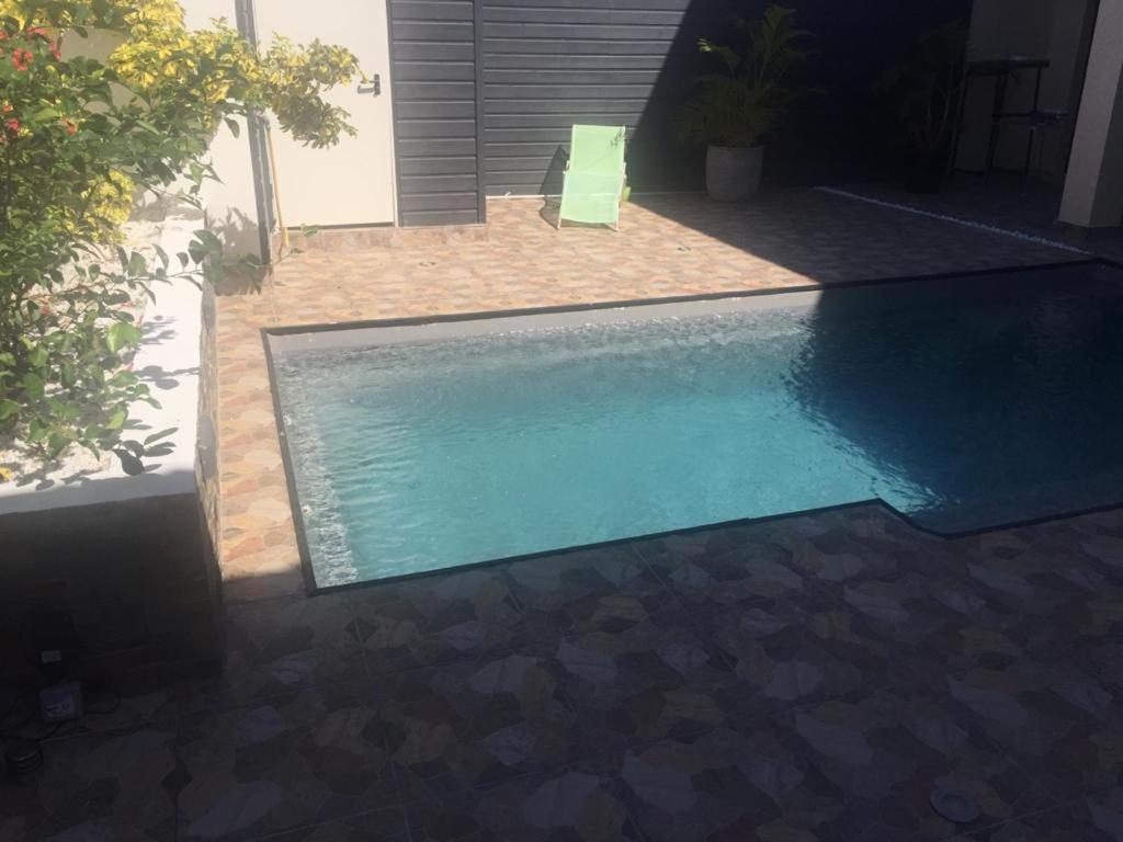 Nicole Residence Avec Piscine Chauffee & Jacuzzi Сент-Андре Екстер'єр фото